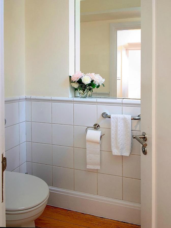 Serene Townhouse With Parking Hébergement de vacances *